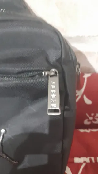 Borsa tracolla Jordan nera