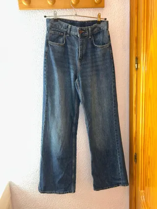 Vaqueros Bershka Anchos