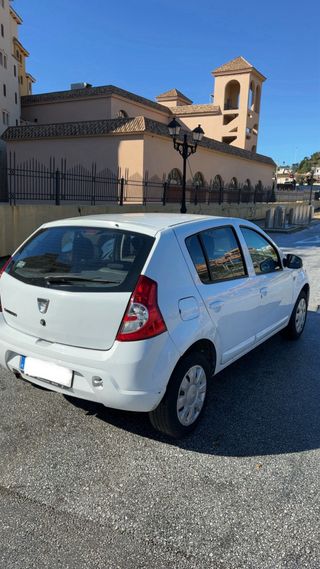 Dacia Sandero 2013