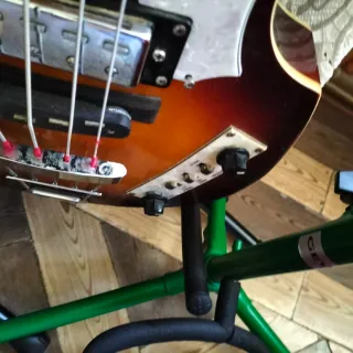 Bajo Eléctrico vintage tipo Paul mccartney