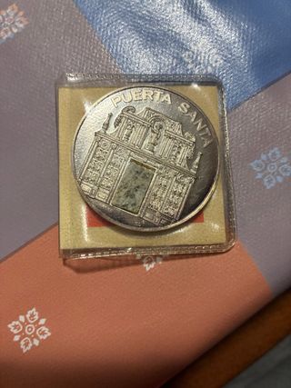 Moneda Conmemorativa Puerta Santa