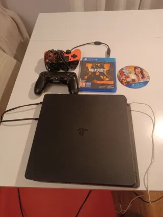 PS4 (PlayStation 4) Negra + Juegos