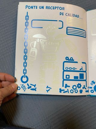 Robots: Cuento para leer a oscuras