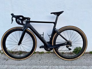 Canyon Aeroad CF SLX 8 Di2 Grupo Ultegra completo