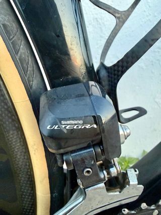 Canyon Aeroad CF SLX 8 Di2 Grupo Ultegra completo