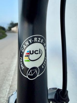 Canyon Aeroad CF SLX 8 Di2 Grupo Ultegra completo