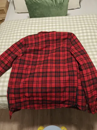 Chaqueta sobrecamisa cuadros roja y negra