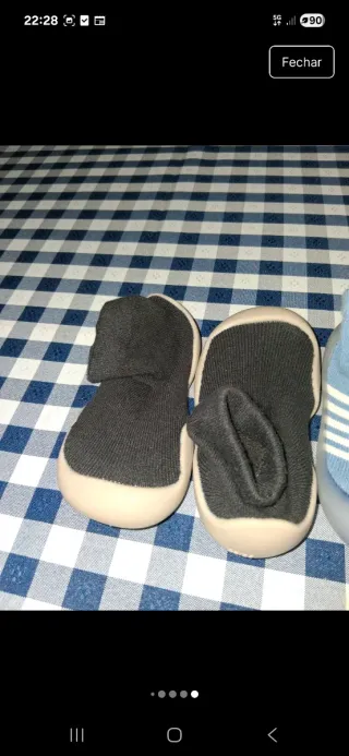 Sapatos/Meias Antiderrapantes Bebé