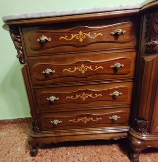 Buffet Madera Nogal y Mármol