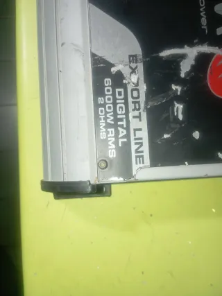 Amplificador Stetsom EX6000EQ Digital