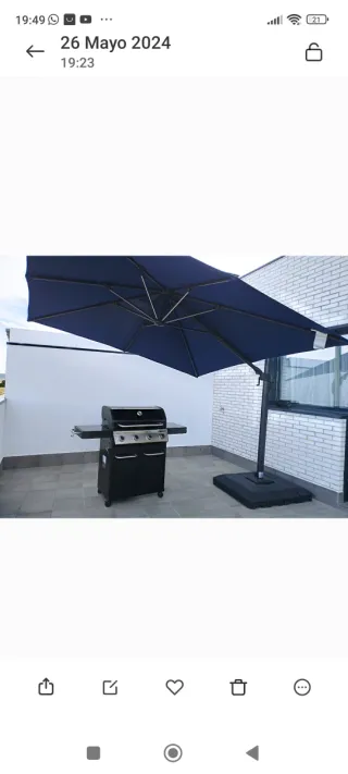 Parasol azul con pie de 100kg