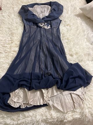 Abito elegante con fiori