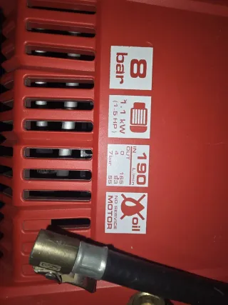 Compresor Einhell 8 bares TC-AC 190