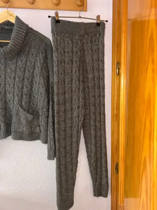 Conjunto punto gris jersey y pantalón