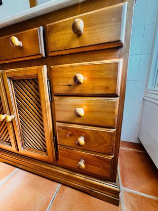 Mueble de baño y espejo