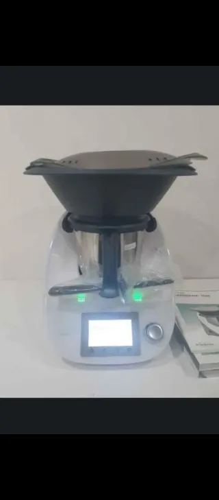 Thermomix TM5 con garantía y accesorios