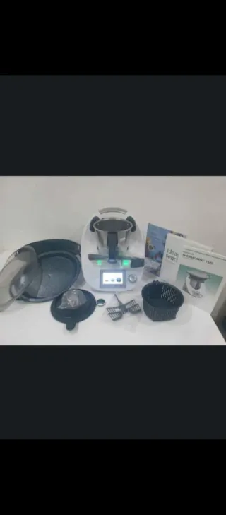 Thermomix TM5 con garantía y accesorios