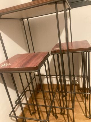 Mesa alta y 2 taburetes madera y metal