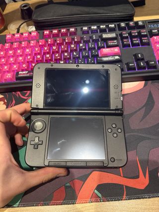 Nintendo 3DS XL Super Smash Bros. Edición Roja