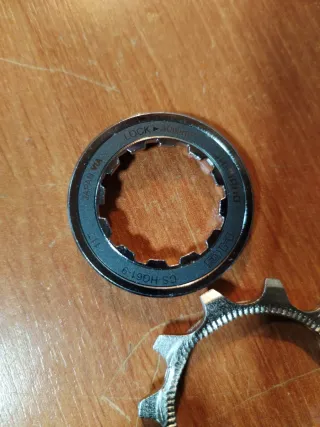 SHIMANO SLX 9v 11/32 Piñones Nuevo