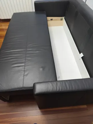 Sofá cama  negro..