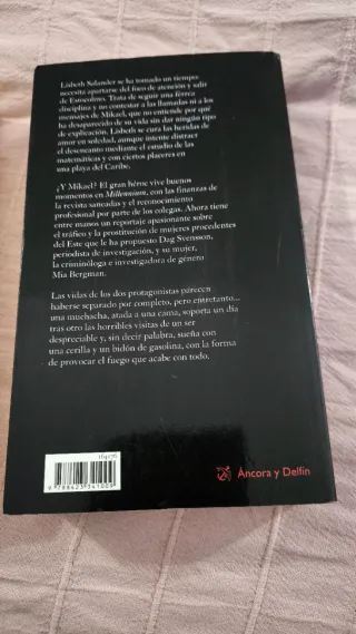 La chica que soñaba con un cerillo y un galon d...