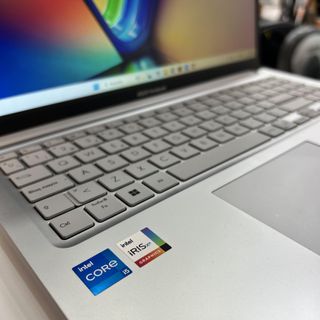 PORTATIL ASUS VIVOBOOK F1504Z I5-1235U 1.3GHZ 16GB 512SSD CAJA
