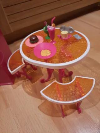 Barbacoa de Juguete con Mesa y Sillas