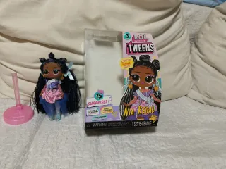 LOL Surprise Tweens Nia Regal Muñeca