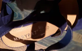 Zapatos de tacón Mary Paz Talla 36 Cada par 9€