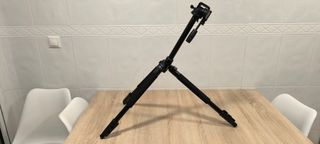 Trípode Weifeng WF-6663A con funda