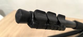 Trípode Weifeng WF-6663A con funda