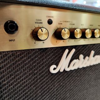 AMPLIFICADOR GUITARRA MARSHALL MG15