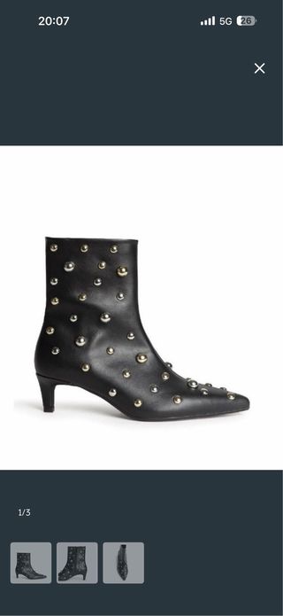 Botines negros tachuelas doradas talla 38