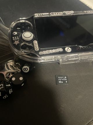 PS Vita Negra OLED + SD 32GB