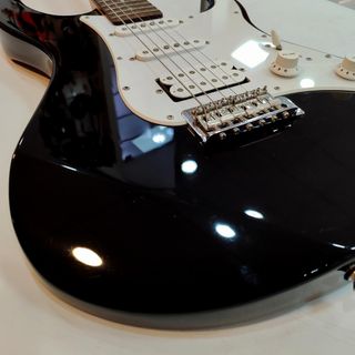GUITARRA ELECTRICA YAMAHA PACIFICA PAC012 NEGRA
