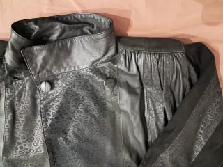 Abrigo Piel Negro Talla Grande XXXL