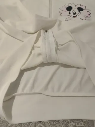 Chaqueta con capucha y Minnie Mouse