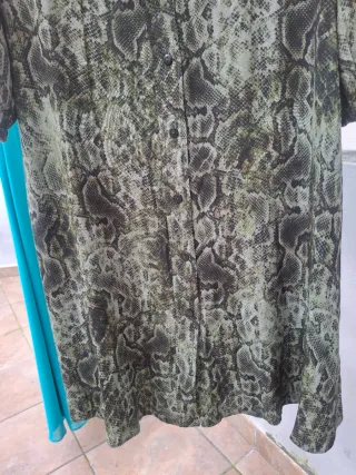 Vestido Talla L. Medidas en descripción