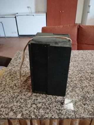 Cajón para palomos de madera