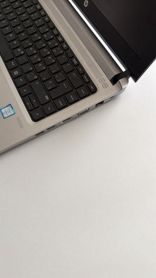 Portátil HP ProBook 430