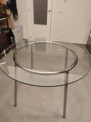 Tavolo rotondo in vetro Ikea Salmi