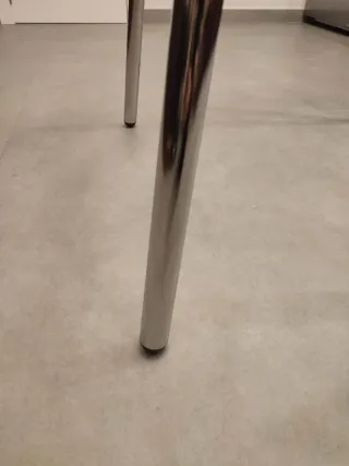 Tavolo rotondo in vetro Ikea Salmi