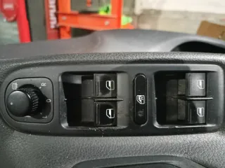 Botonera elevalunas Golf VI Puerta Conductor