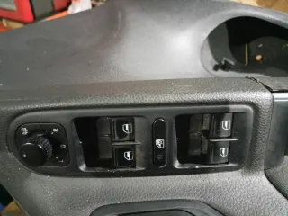 Botonera elevalunas Golf VI Puerta Conductor