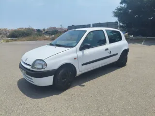 clio Renault Clio II 1.2 8v (D7F) 1999