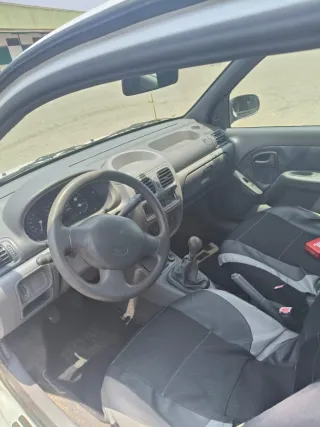 clio Renault Clio II 1.2 8v (D7F) 1999