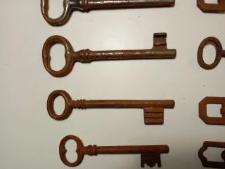 Lote 16 llaves antiguas