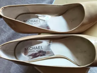 Zapatos Michael Kors color nude Talla 38