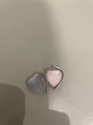 Guardapelo antiguo corazón plata